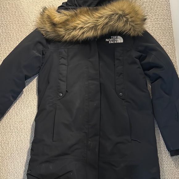The North Face Women's Black Jacket with Fur Hood - Picture 1 of 1